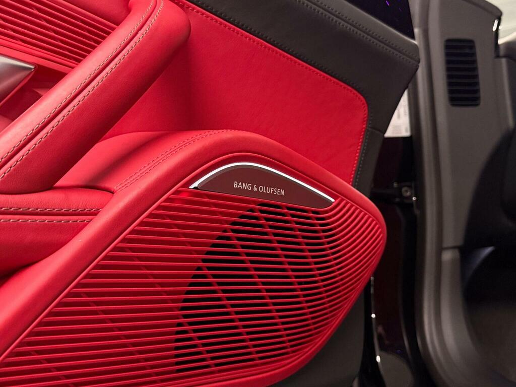 Audi R8 5.2L Performance Edition Black #33