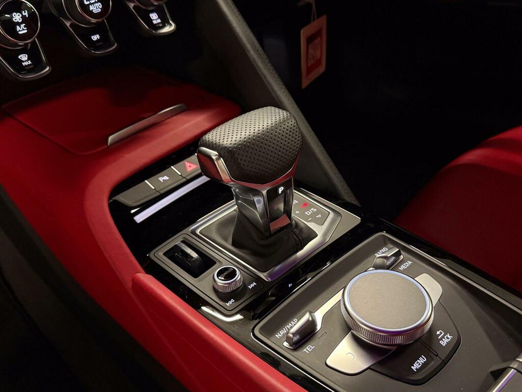 Audi R8 5.2L Performance Edition Black #35