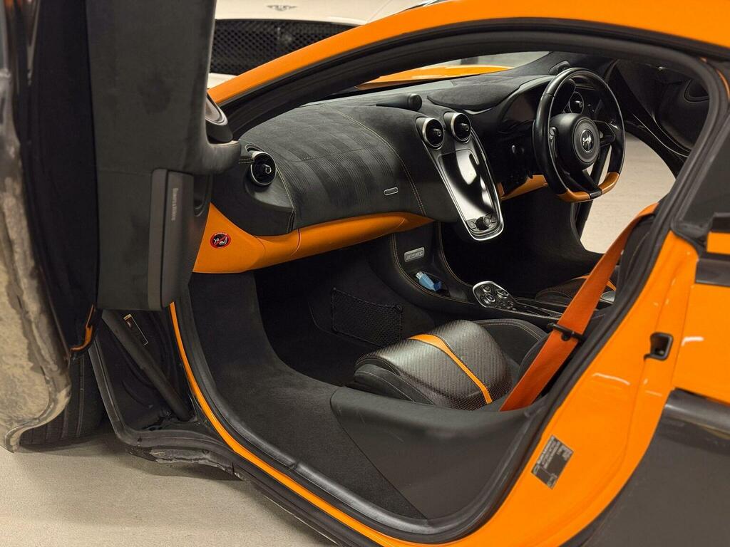 McLaren 570GT Gt Coupe Blue #17