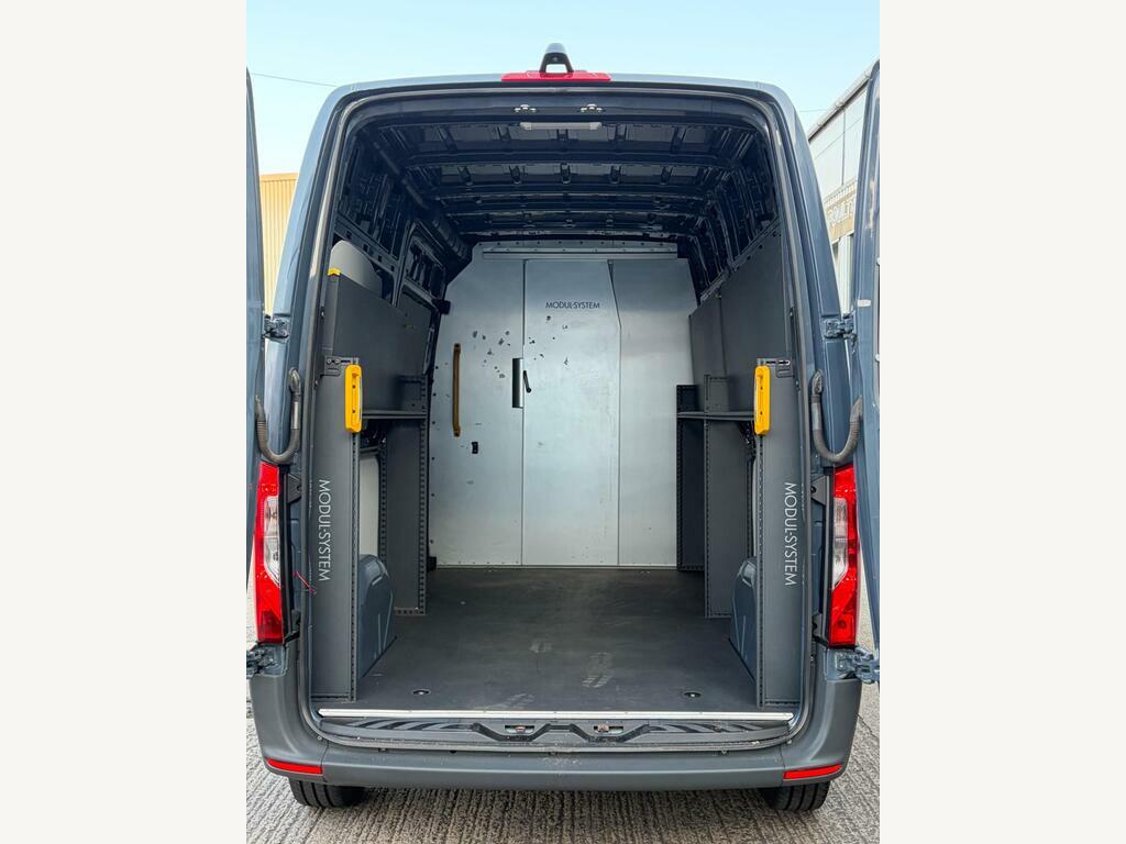 Mercedes-Benz Sprinter 3.5T H2 Progressive Van White #12