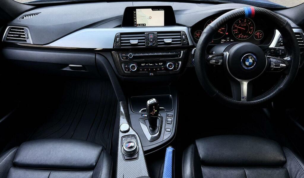 BMW 3 Series Estate 2.0 318D M Sport Touring Euro 6 Ss YB19ZCJ Blue #3