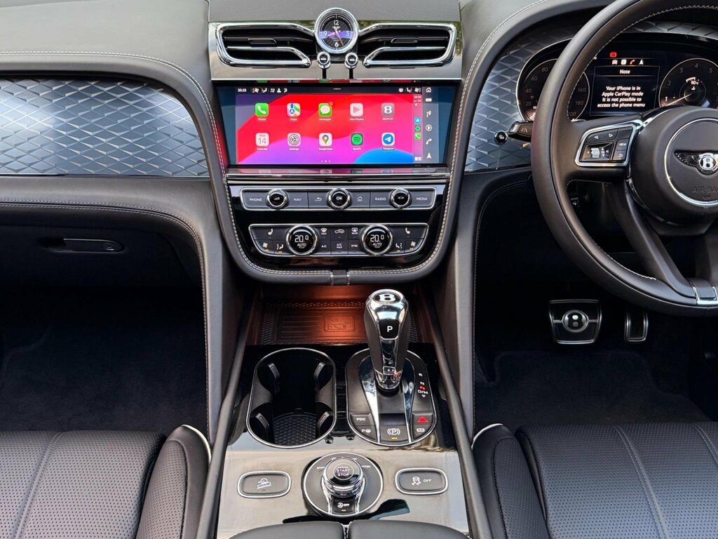 Bentley Bentayga 4.0 V8 S Mulliner Driving Spec Silver #65