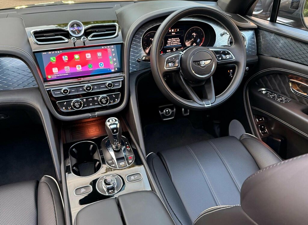 Bentley Bentayga 4.0 V8 S Mulliner Driving Spec Silver #27