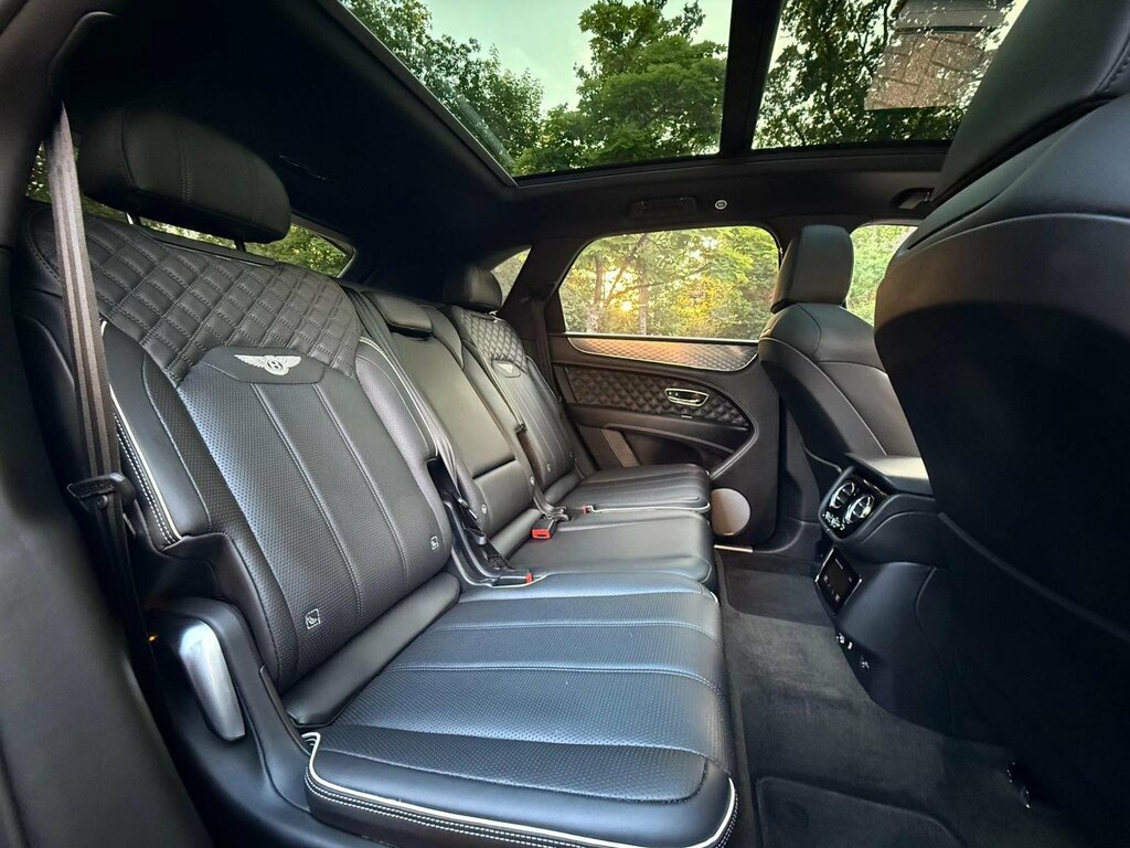 Bentley Bentayga 4.0 V8 S Mulliner Driving Spec Silver #36