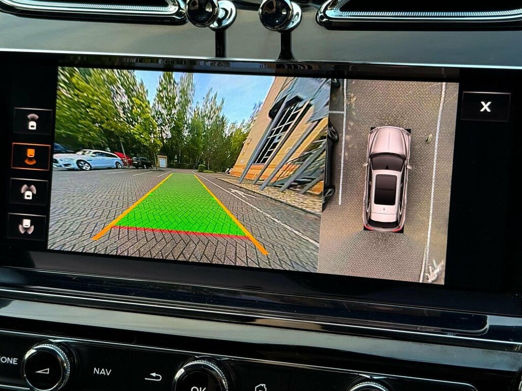 Bentley Bentayga 4.0 V8 S Mulliner Driving Spec Silver #75