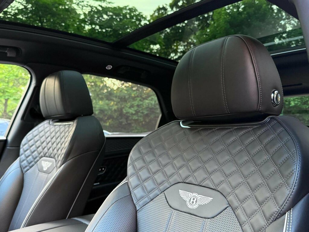 Bentley Bentayga 4.0 V8 S Mulliner Driving Spec Silver #33