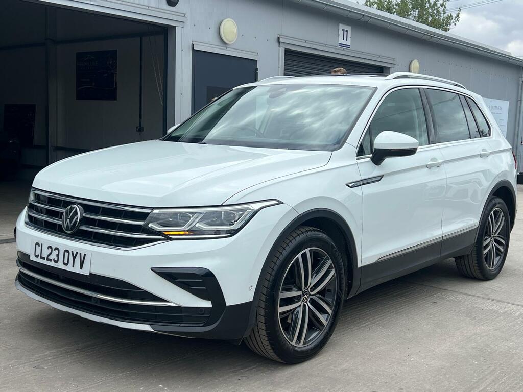Volkswagen Tiguan Elegance White #3
