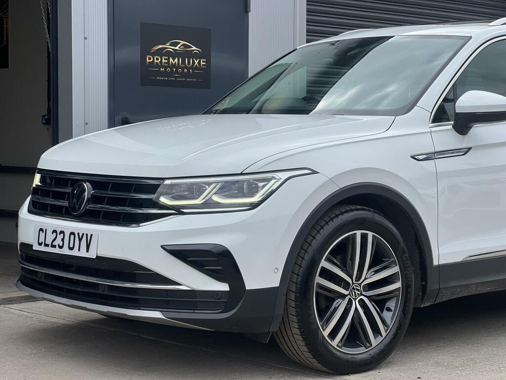 Volkswagen Tiguan Elegance White #2