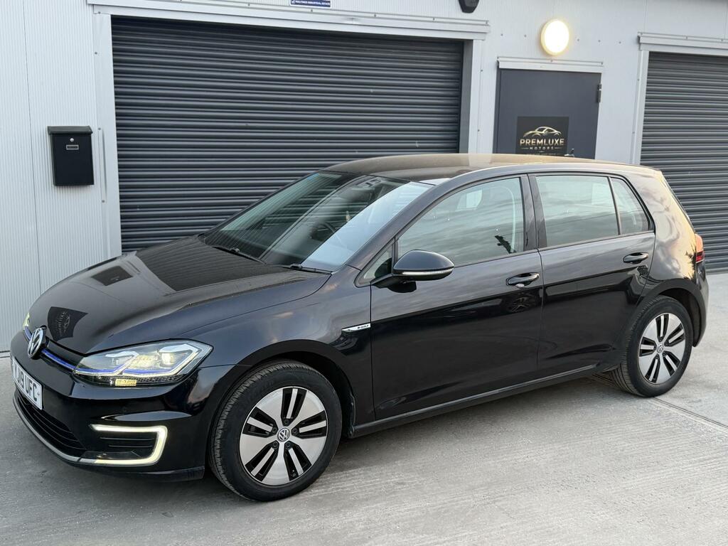 Volkswagen e-Golf E-golf Black