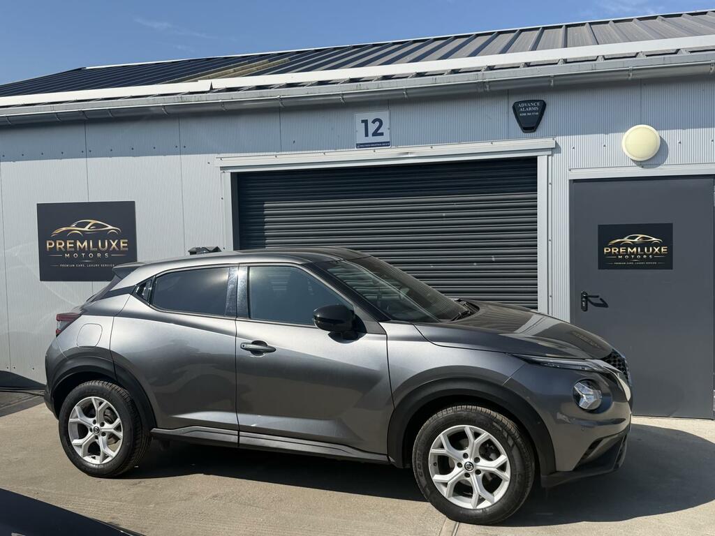 Nissan Juke N-connecta Grey