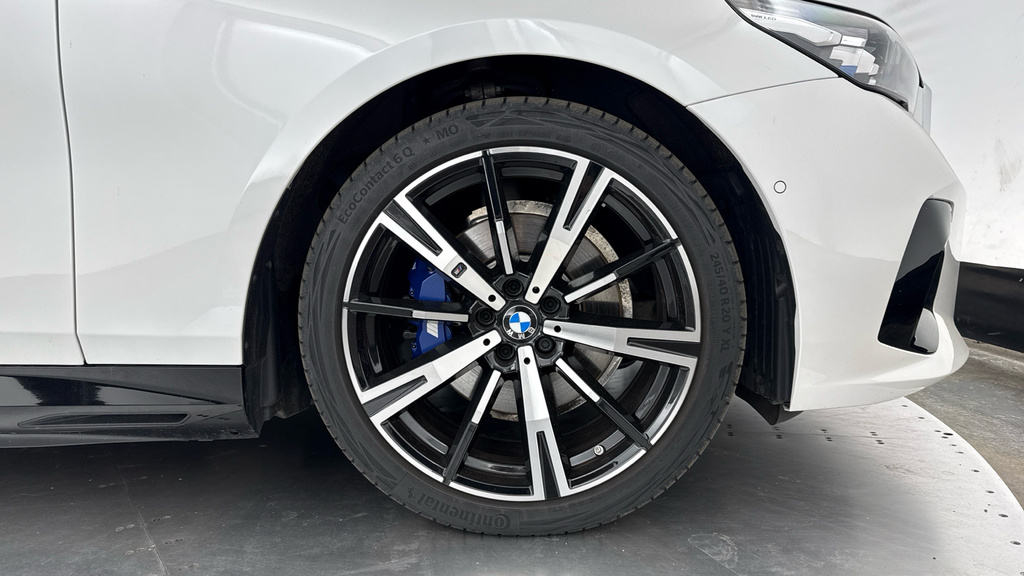 BMW 5 Series 530E M Sport Pro Grey #14