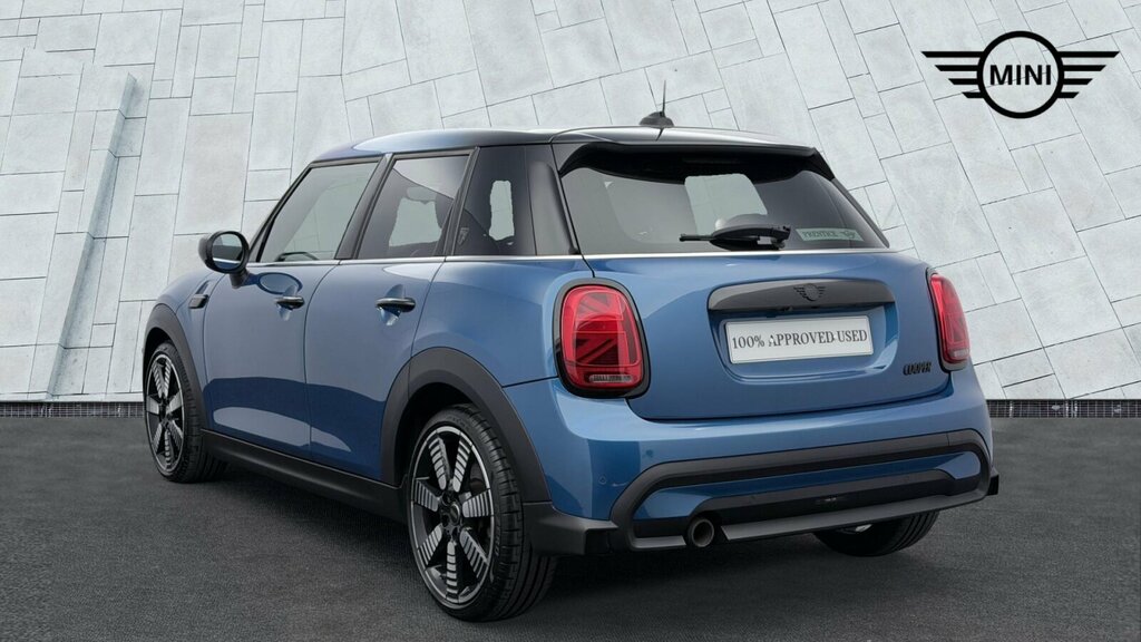 Mini Hatch 5-Door Hatch Cooper Exclusive SXZ2175 Blue #2