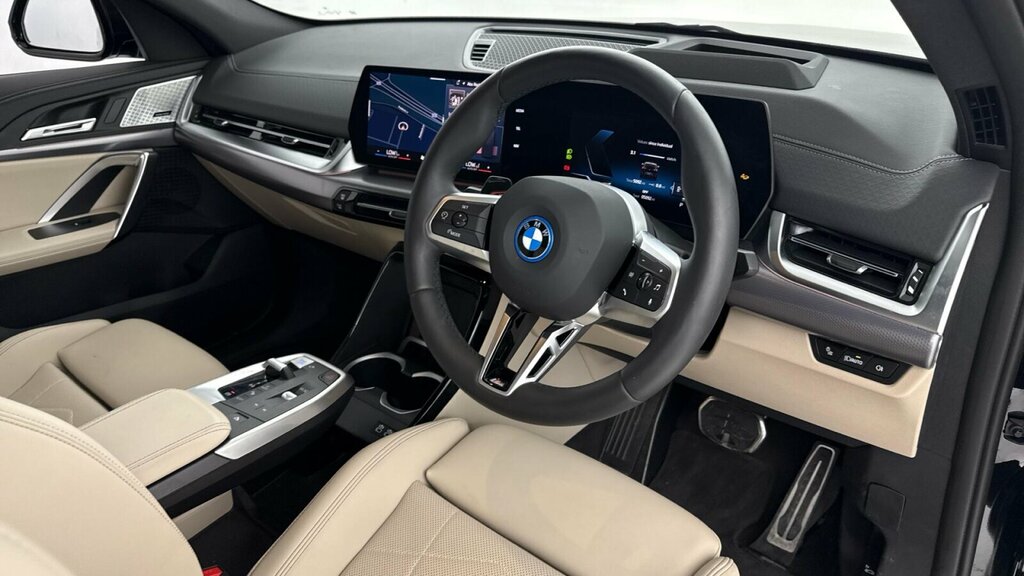 BMW iX2 Ix2 Edrive20 M Sport Black #6