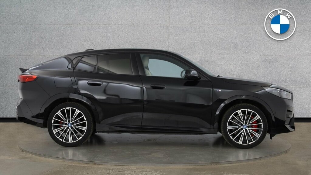 BMW iX2 Ix2 Edrive20 M Sport Black #3
