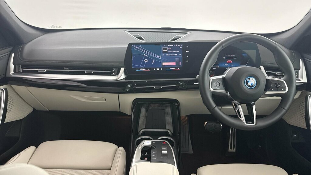 BMW iX1 Ix1 Xdrive30 M Sport Red #4