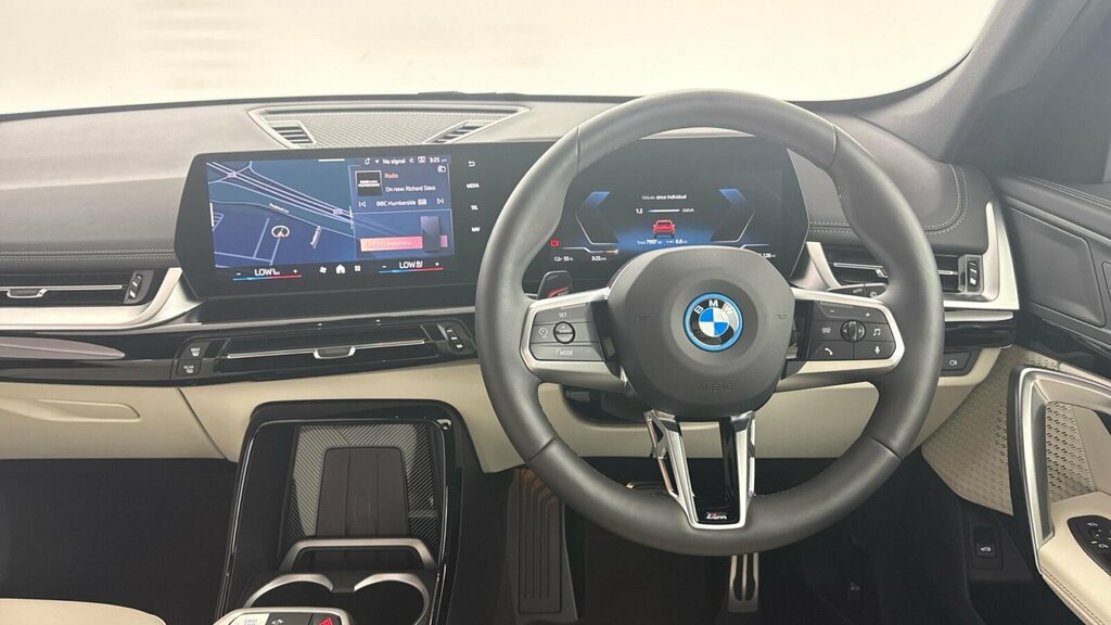 BMW iX1 Ix1 Xdrive30 M Sport Red #5
