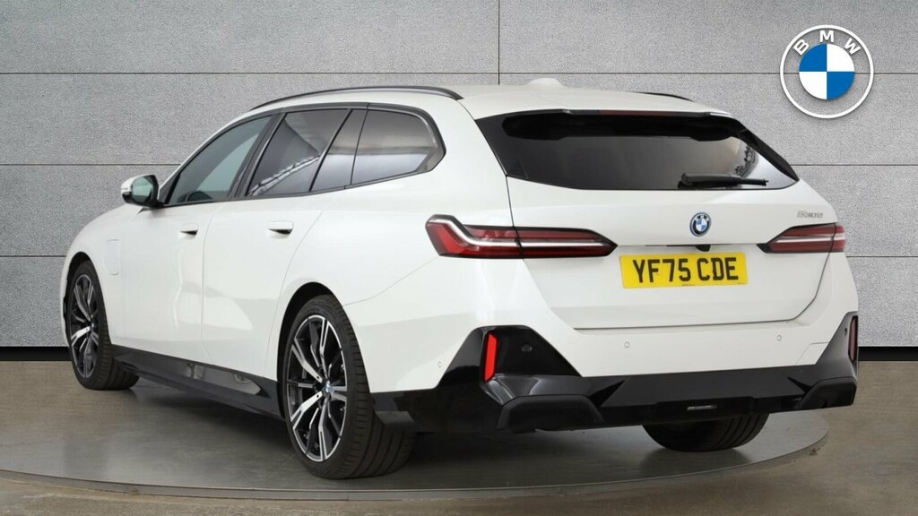BMW 5 Series 530E M Sport Touring White #2