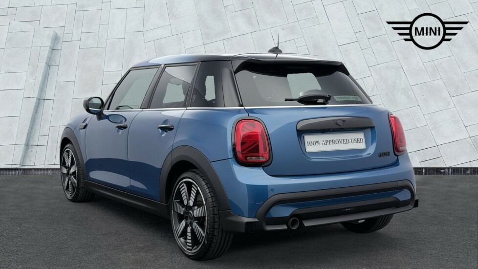 Mini Hatch 5-Door Hatch Cooper Exclusive SXZ2175 Blue #2