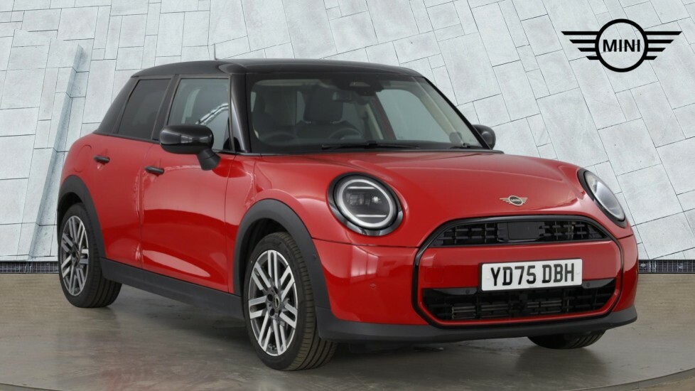 Mini Hatch Cooper C Red