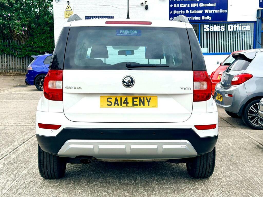 Skoda Yeti 1.2 Tsi Se Outdoor Dsg Euro 5 White #6