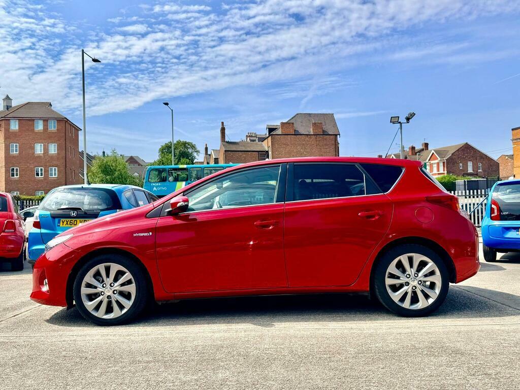 Toyota Auris 1.8 Vvt-h Excel Cvt Euro 5 S S Red #2