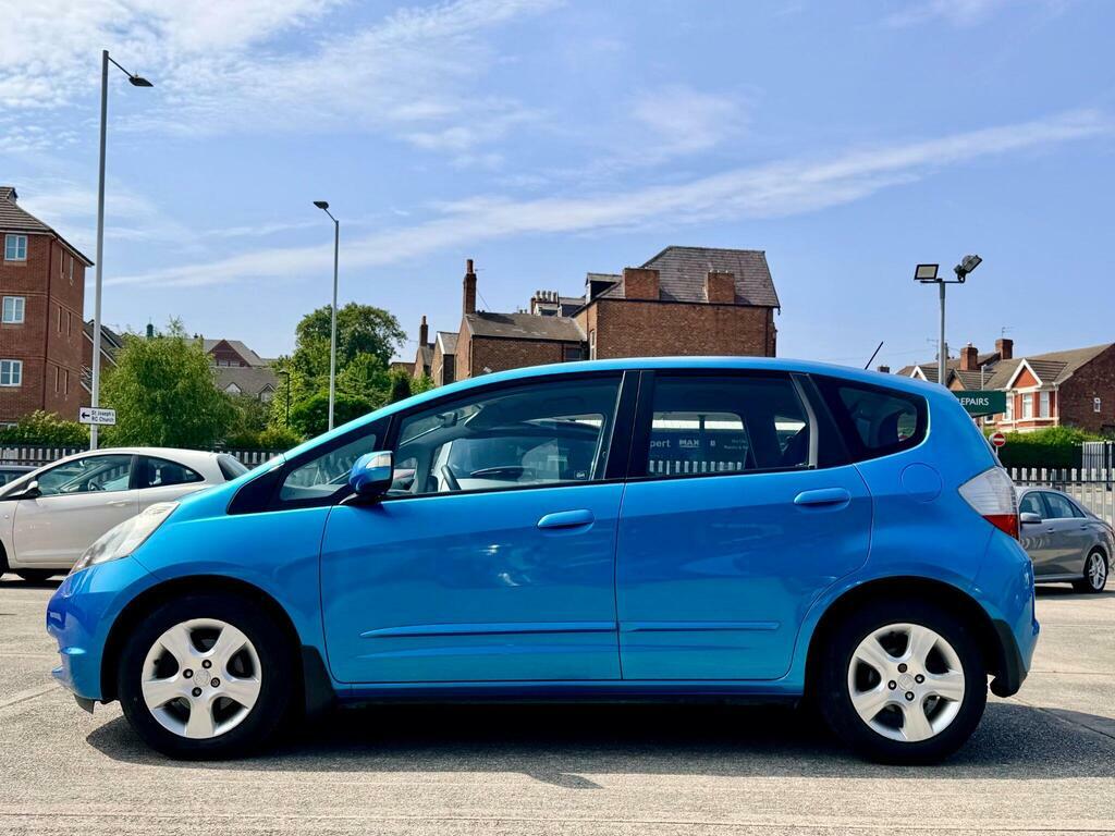 Honda Jazz I-vtec Es Blue #2