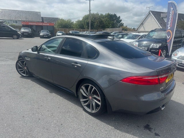 Jaguar XF D V6 S  #2
