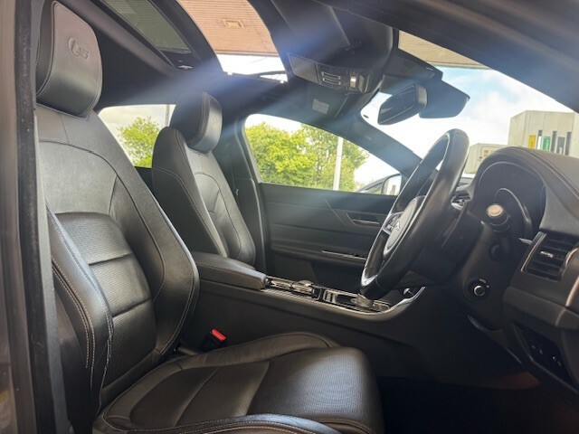 Jaguar XF 2016 3.0D V6 S Saloon Euro 6 Ss Red #19