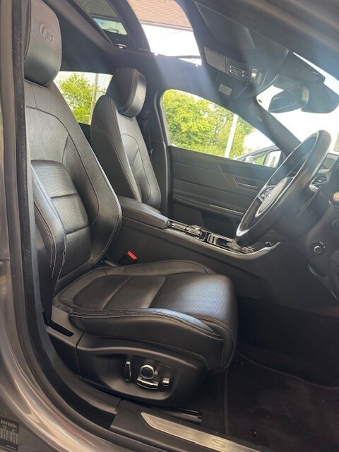 Jaguar XF 2016 3.0D V6 S Saloon Euro 6 Ss Red #9