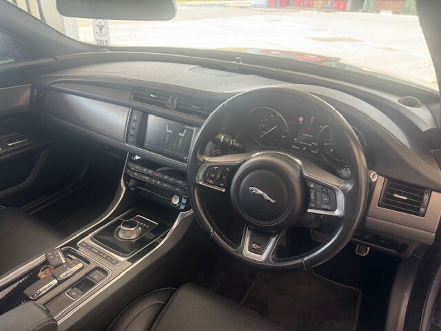 Jaguar XF 2016 3.0D V6 S Saloon Euro 6 Ss Red #8