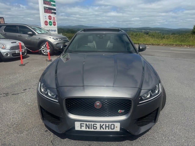 Jaguar XF D V6 S  #4