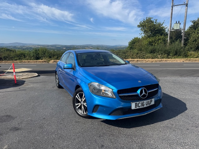Mercedes-Benz A Class A200 Aclass 2.1 Td Se Executive 5R 