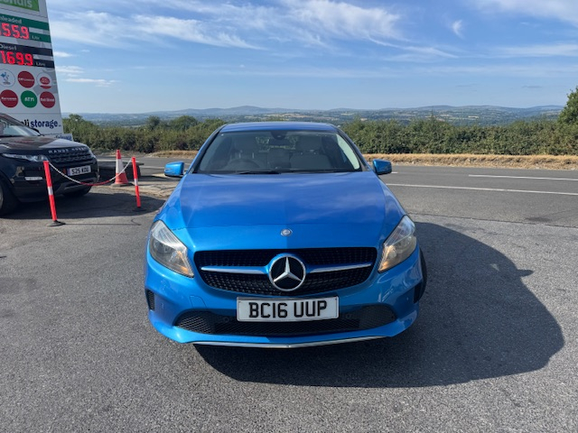 Mercedes-Benz A Class A200 Aclass 2.1 Td Se Executive 5R  #3