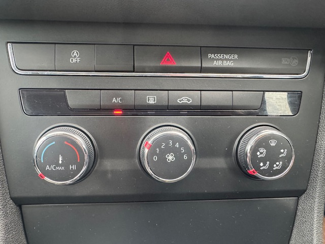 Seat Leon 1.6 Tdi Ecomotive Cr 110 Bhp Se Nav #11