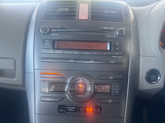 Toyota Auris T3 Silver #12