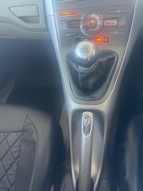 Toyota Auris T3 Silver #11