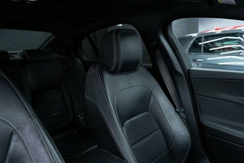 Jaguar XE 2.0D Portfolio Saloon Awd Euro 6 Blue #17