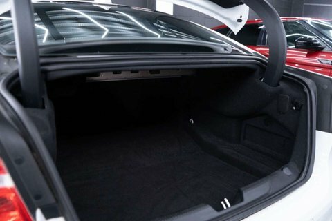 Jaguar XE 2.0D R-sport Saloon Euro 6 Ss White #8