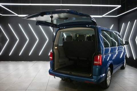 Volkswagen Transporter Shuttle T30 Se Silver #75
