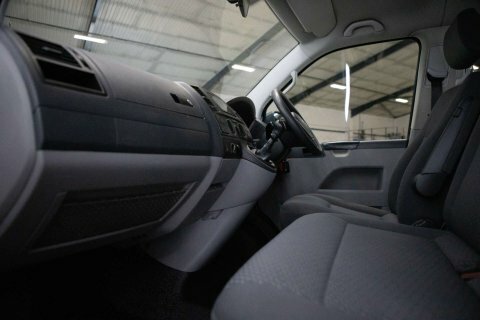 Volkswagen Transporter Shuttle T30 Se Silver #60