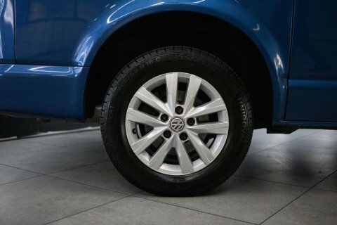 Volkswagen Transporter Shuttle T30 Se Silver #45