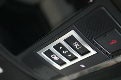 Land Rover Discovery 3 .0 Discovery R-dynamic  #38
