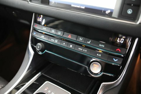 Jaguar XF Prestige Black #77