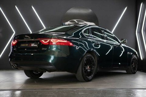 Jaguar XF Prestige Black #15