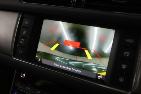 Jaguar XF Prestige Black #75