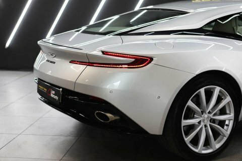 Aston Martin DB11 V12 Euro 6 Silver #119