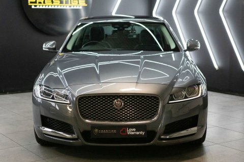 Jaguar XF 2.0D Portfolio Saloon Grey #3