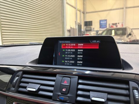 BMW 2 Series 218I Se Nav Red #35