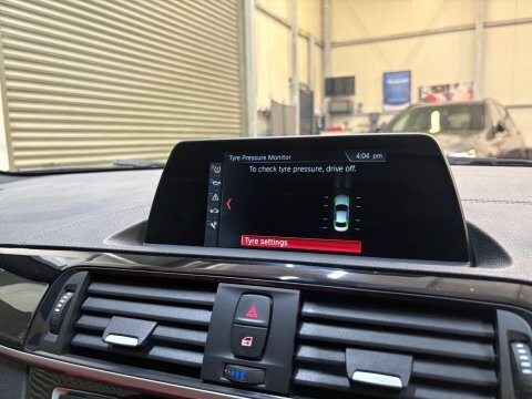 BMW 2 Series 218I Se Nav Red #33