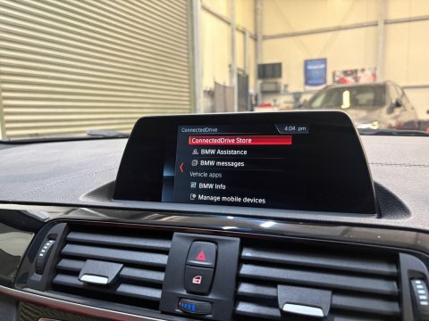 BMW 2 Series 218I Se Nav Red #30